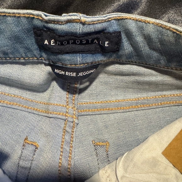 Aeropostale high rise skinny jeans
Size 0
Brand newww!! - Picture 5 of 6
